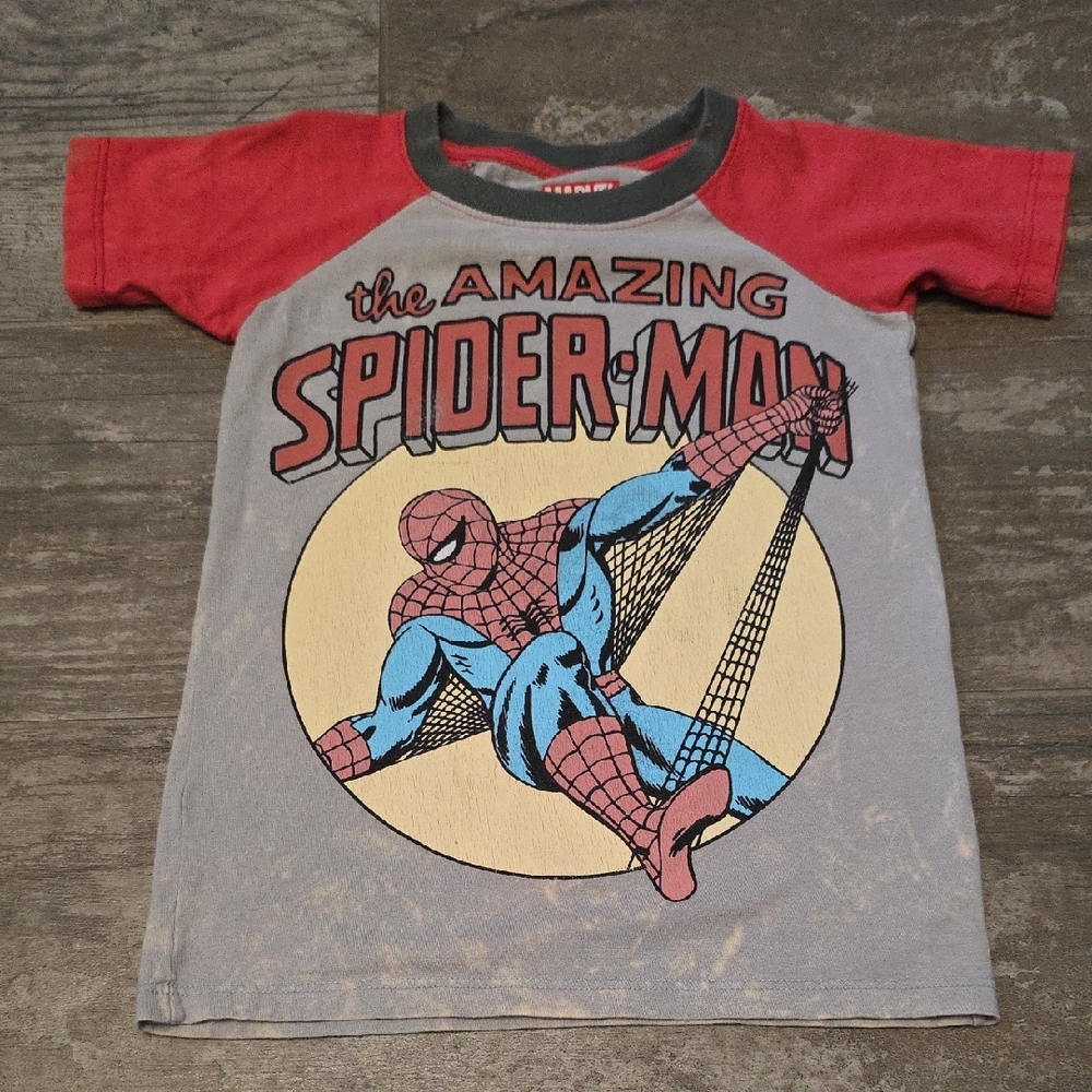 Marvel Red and Gray Logo T-Shirt